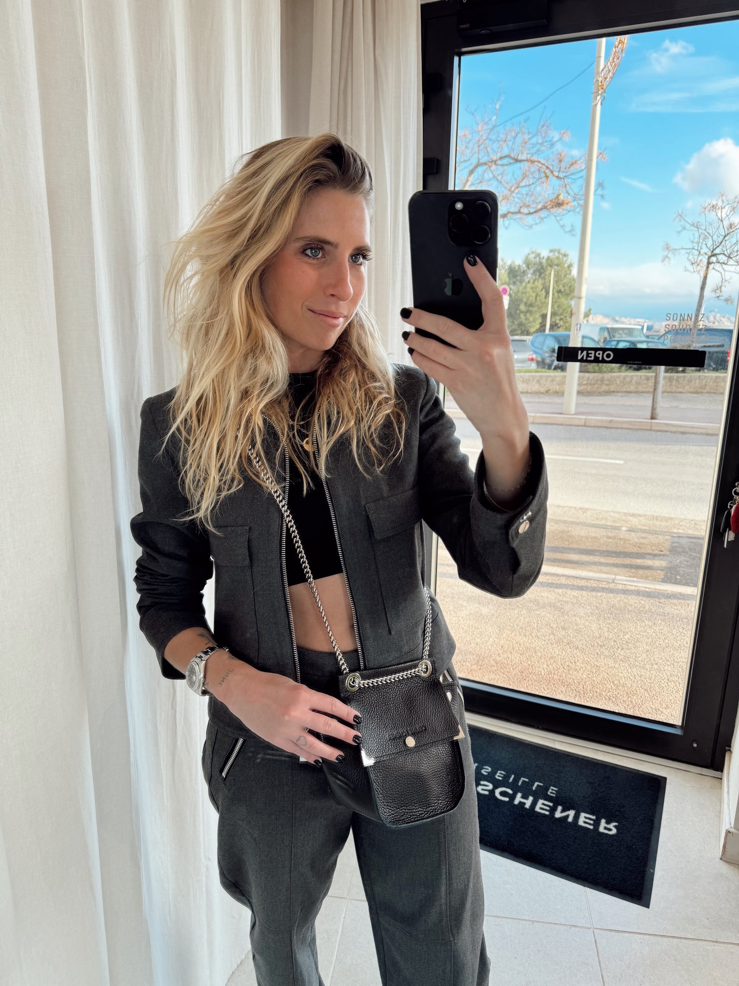 DENVER BLACK