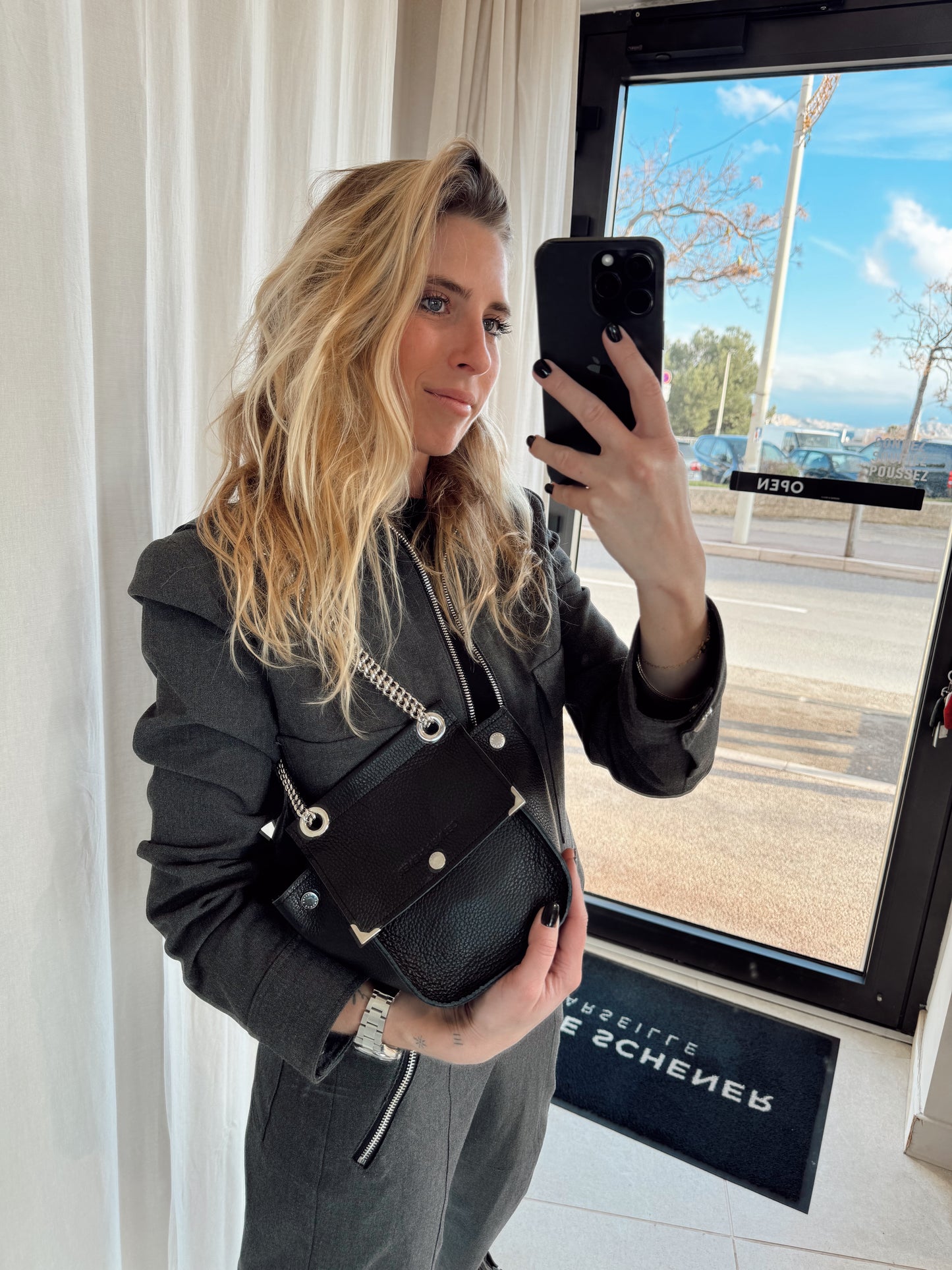 DENVER BLACK