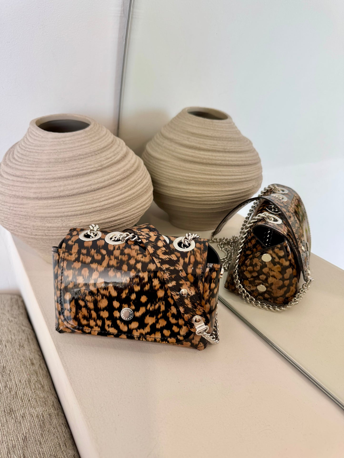 DAKOTA TORTOISE VERNIS