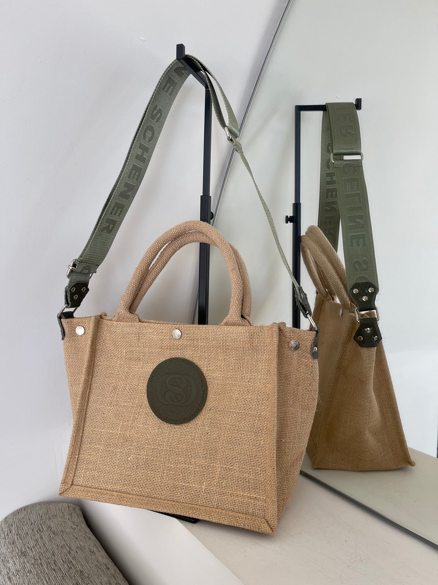 JANE JUTE/KAKI