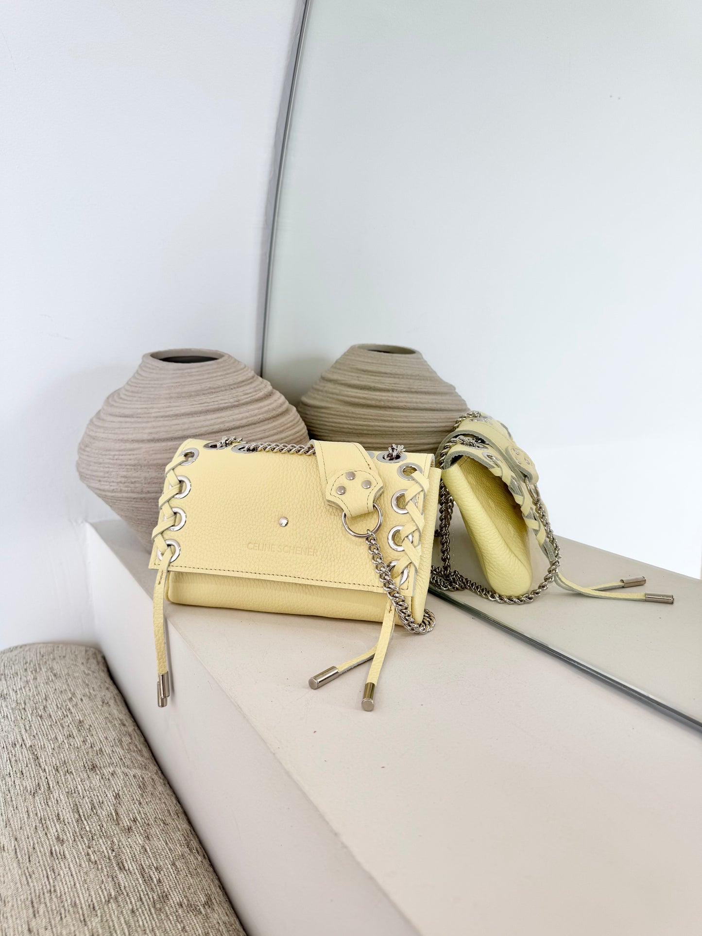 MINI DJANGO JAUNE PASTEL LACE UP