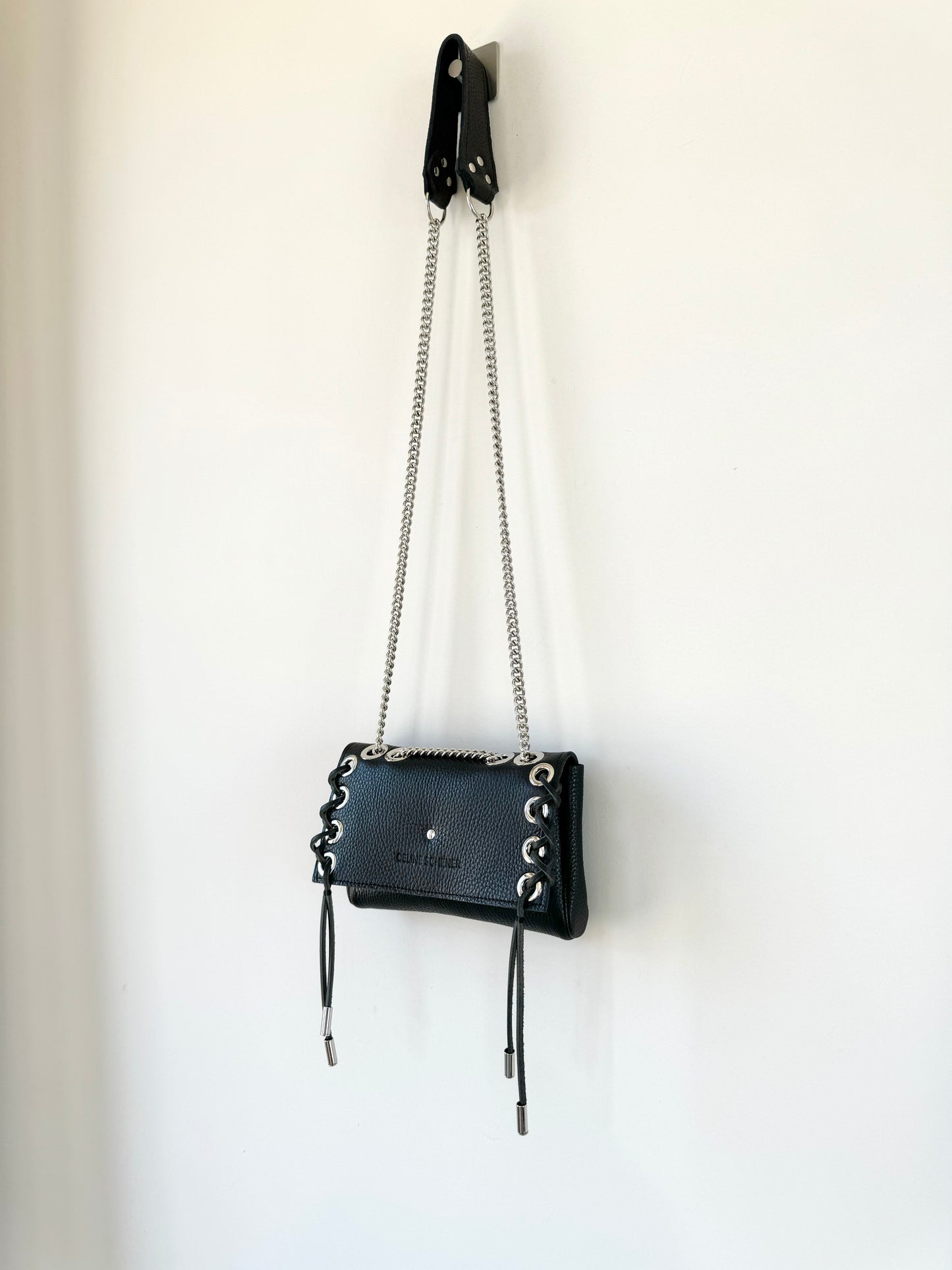 MINI DJANGO BLACK LACE UP
