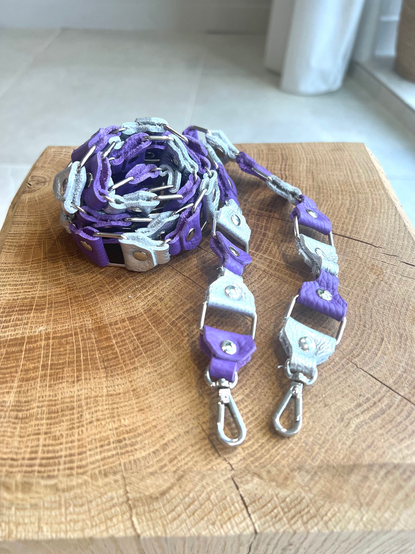 CORDON SMARTPHON VIOLET/ARGENTÉ