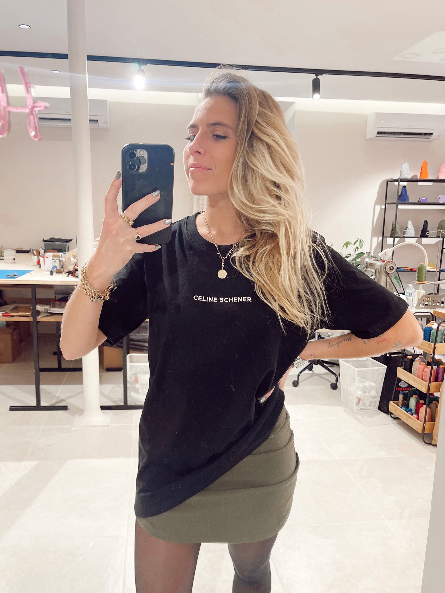 BLACK TEESHIRT