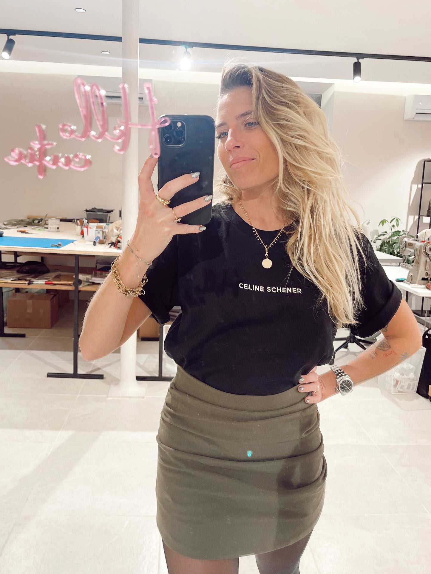 BLACK TEESHIRT