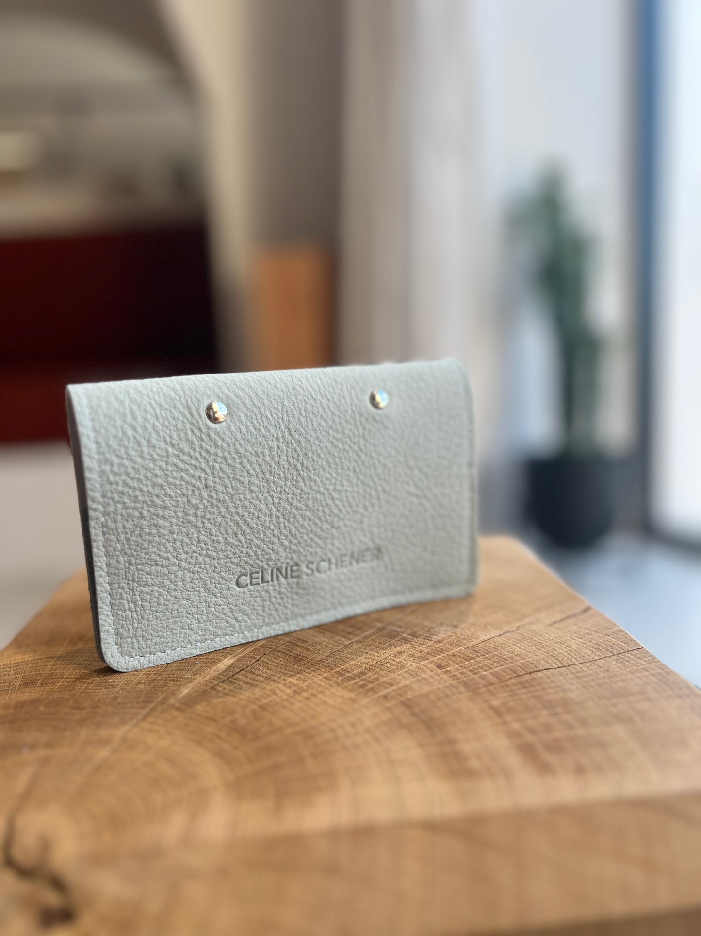 PORTE PAPIERS BLEU CLAIR