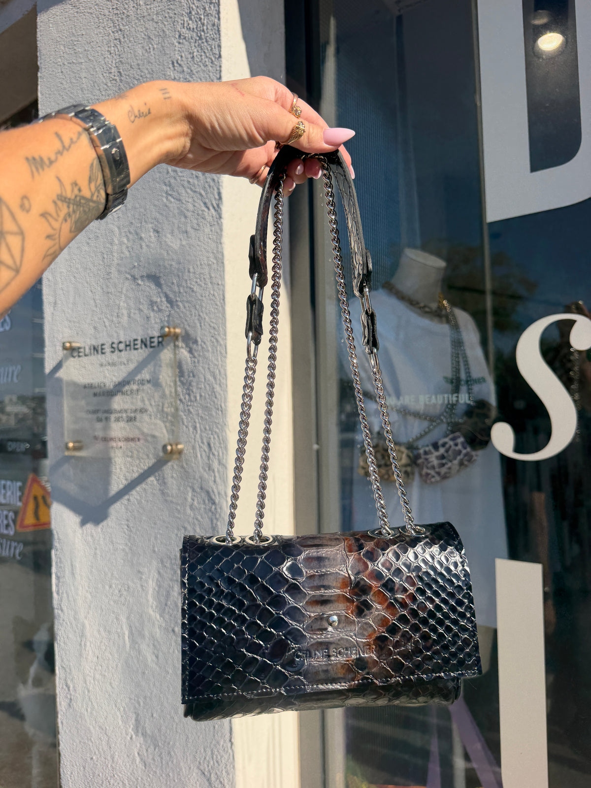 SAC MINI DJANGO ÉCAILLES NOIRES BLEUTÉES