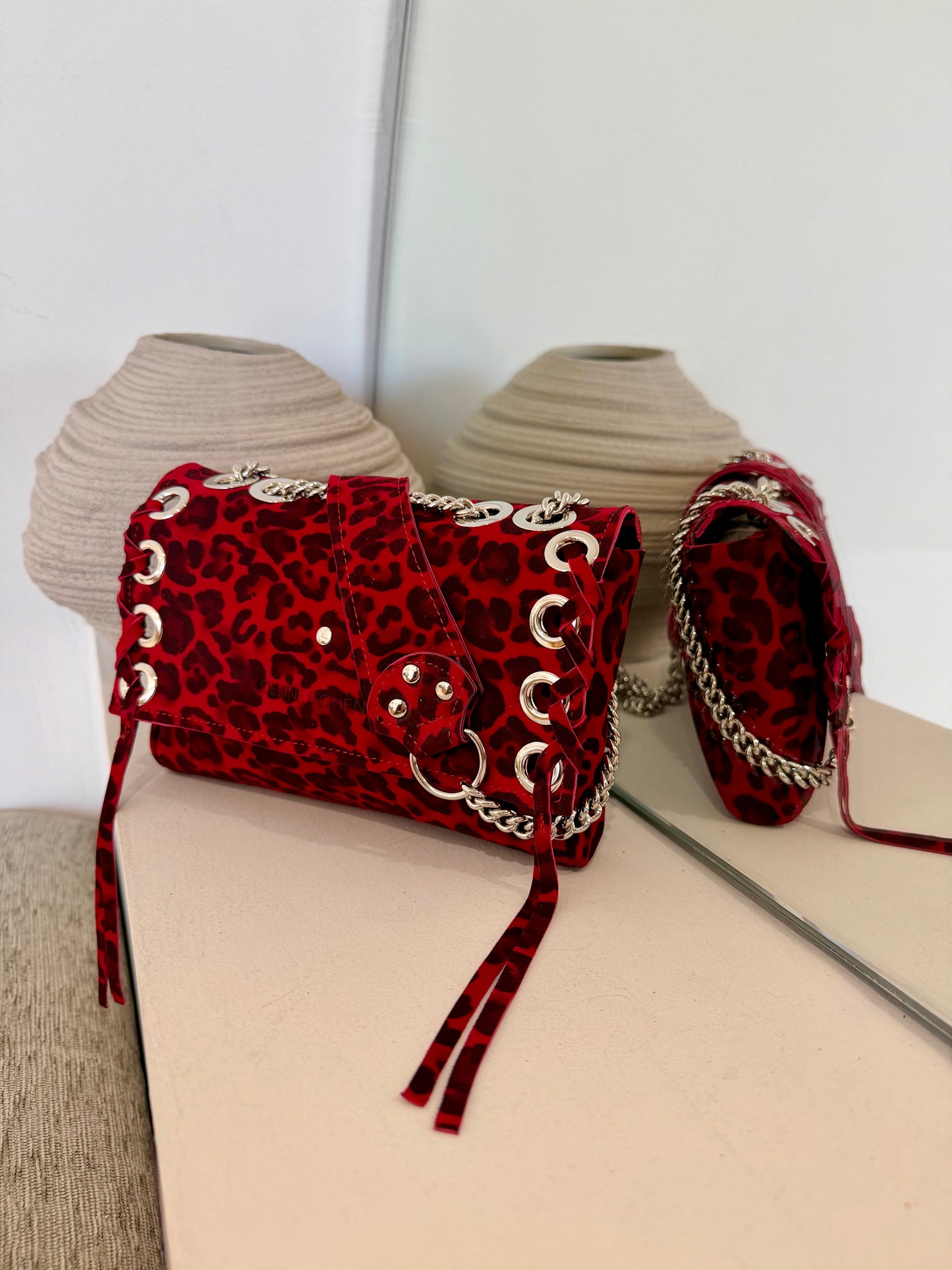 MINI DJANGO LACE UP RED LEO